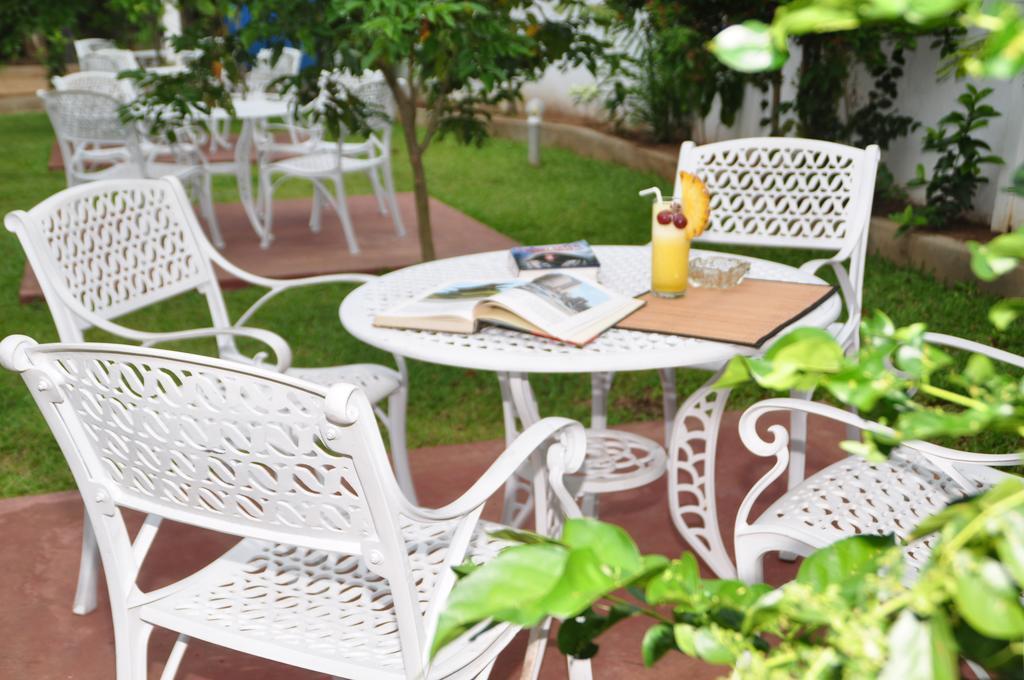 Hotel Melbourne Tourist Rest Anuradhapura Esterno foto