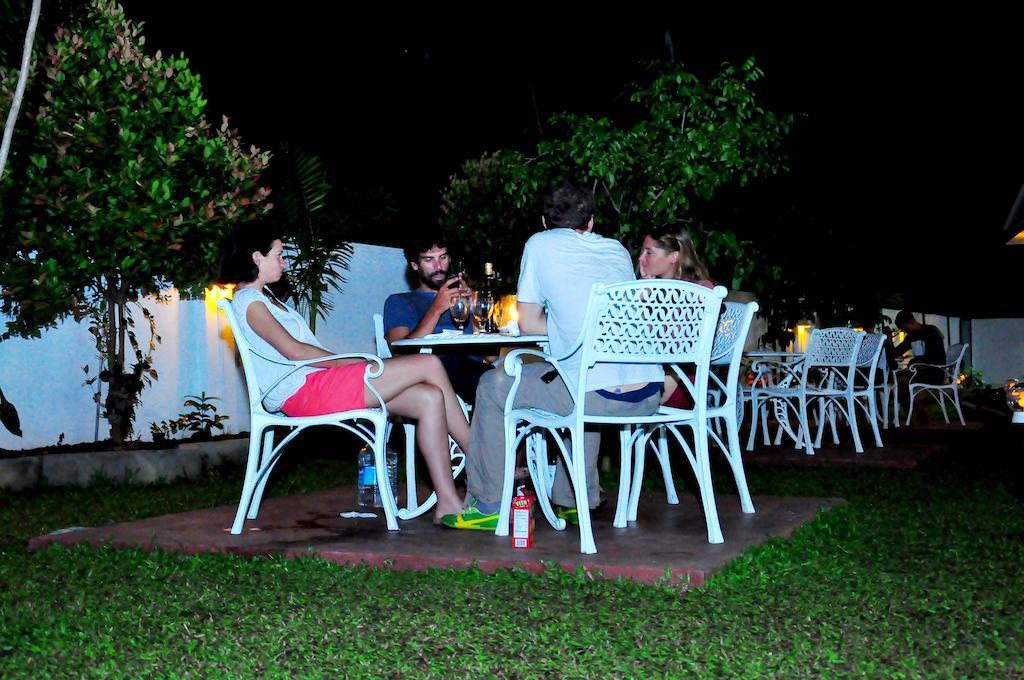 Hotel Melbourne Tourist Rest Anuradhapura Esterno foto